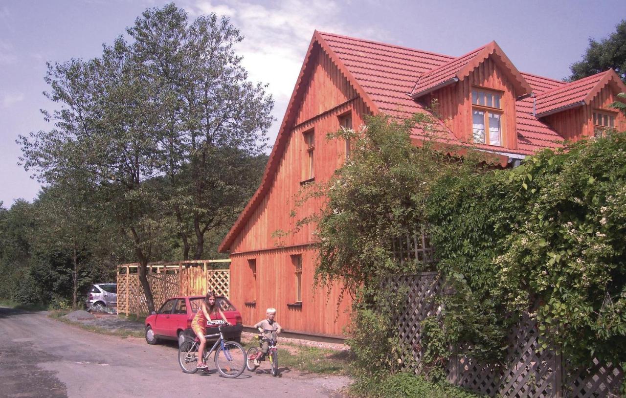 Stunning Home In Dautphetal With Kitchen Amelose Exterior photo